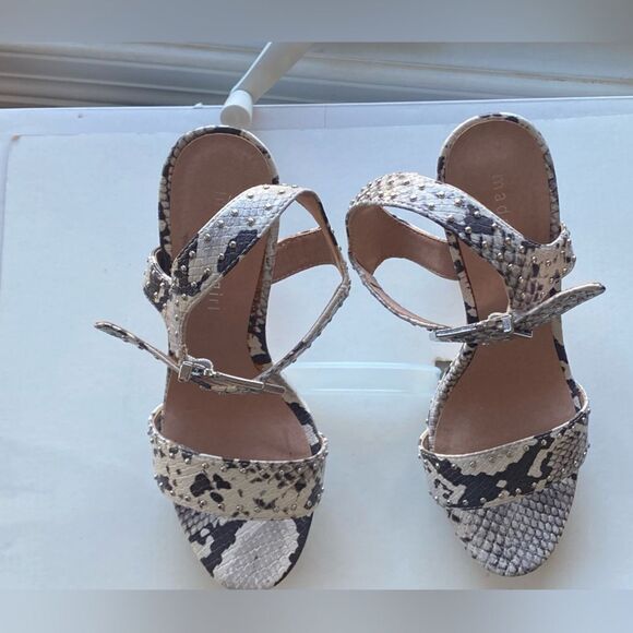 Madden Girl Rooma Vegan Snakeskin Studded Ankle Strap Platform Open - Picture 2 of 5